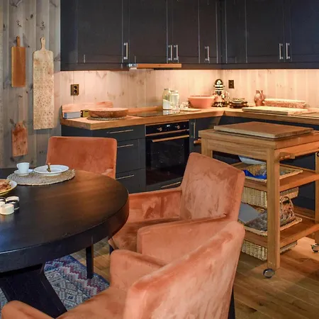 펜션 3 Bedroom Stunning In