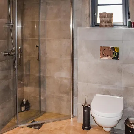 3 Bedroom Stunning In Сasa de vacaciones Noresund